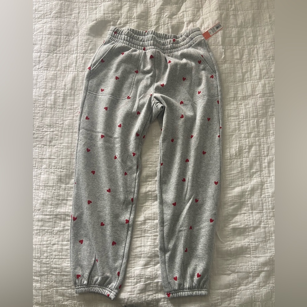 medium colsie sweatpants with hearts